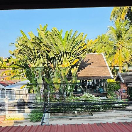 Singharat Boutique House Bed & Breakfast หลวงพระบาง ภายนอก รูปภาพ