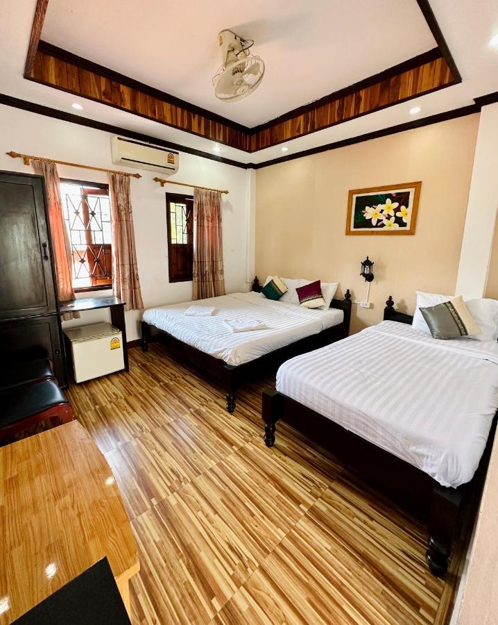 Singharat Boutique House Bed & Breakfast หลวงพระบาง ภายนอก รูปภาพ