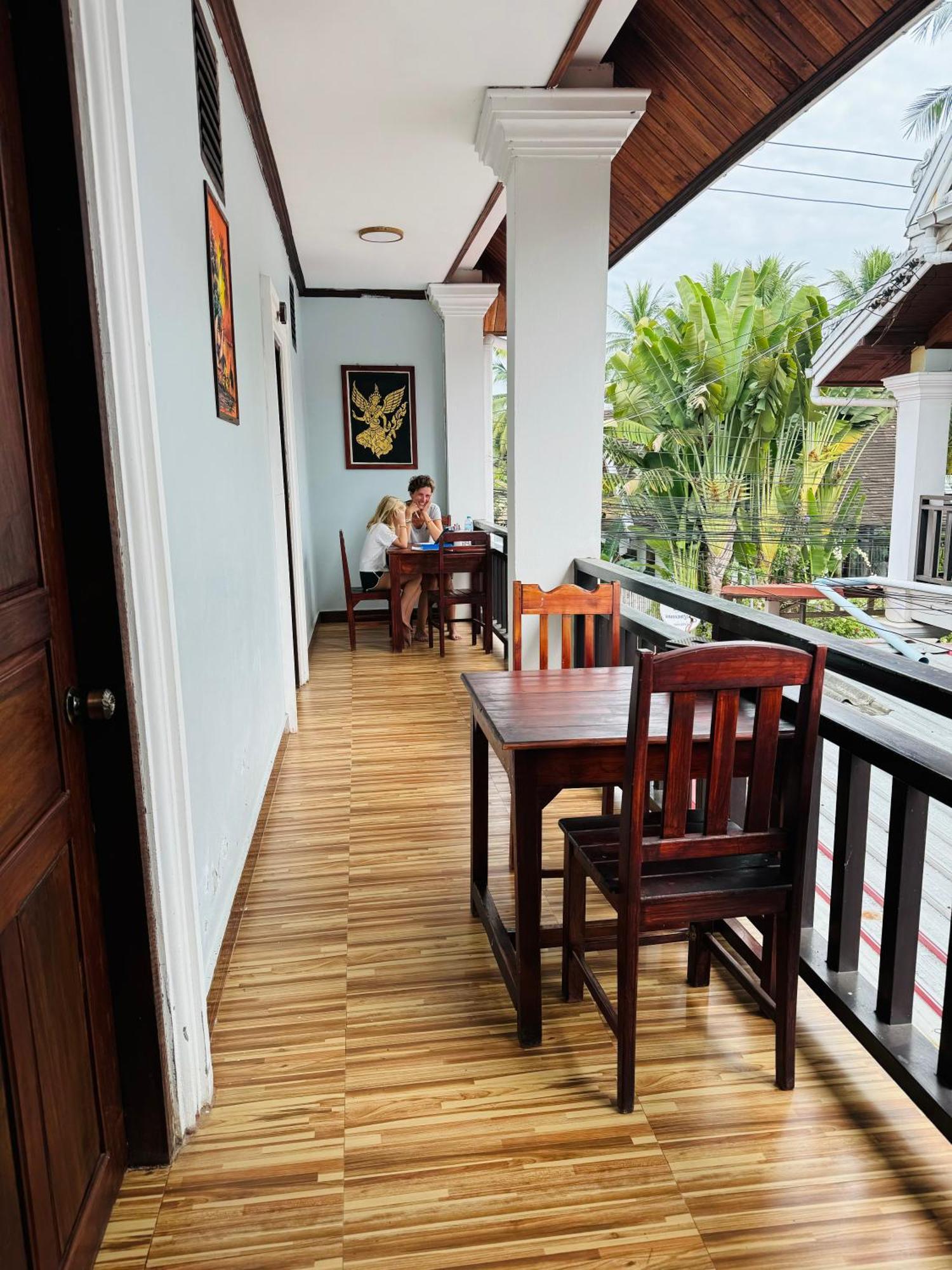 Singharat Boutique House Bed & Breakfast หลวงพระบาง ภายนอก รูปภาพ