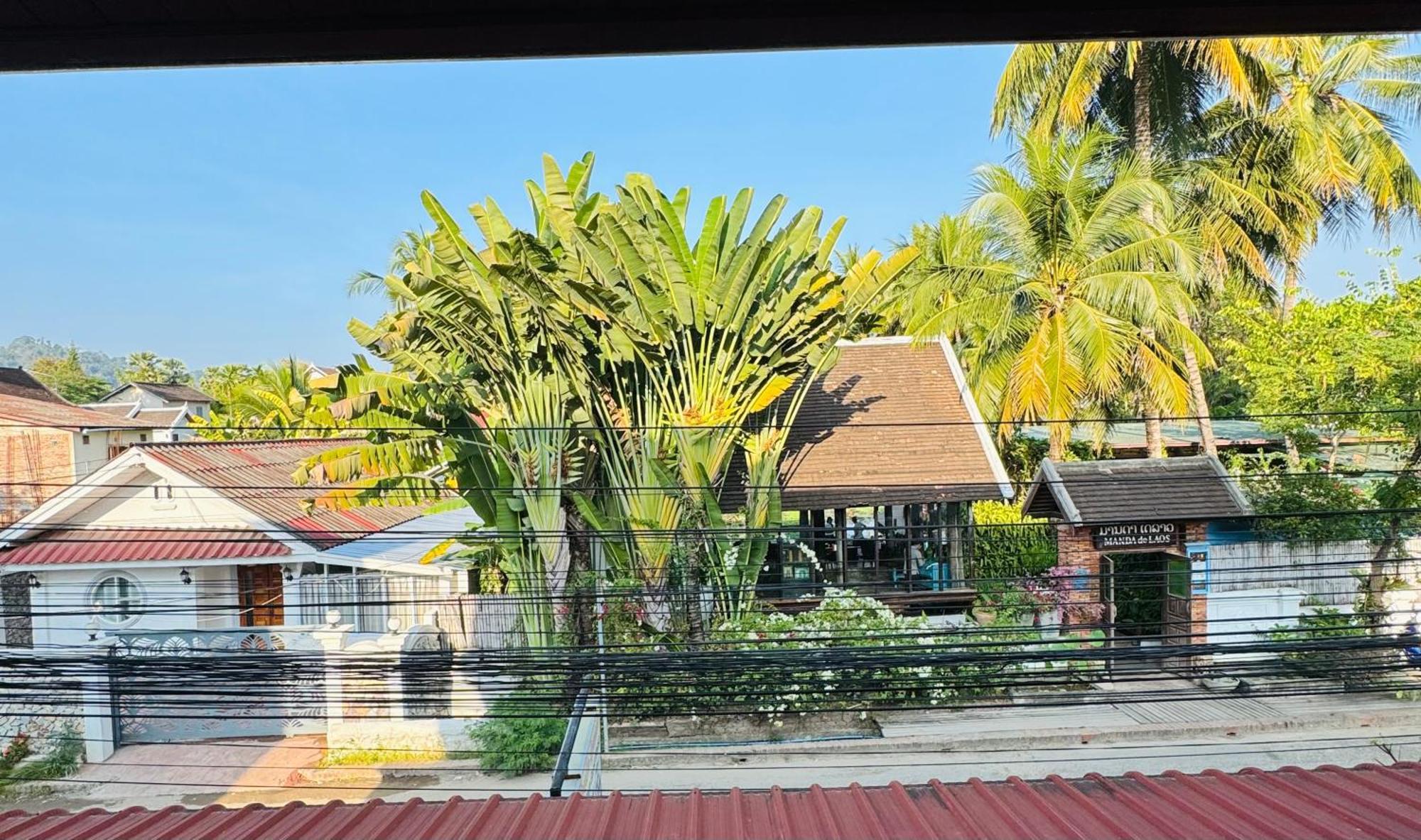 Singharat Boutique House Bed & Breakfast หลวงพระบาง ภายนอก รูปภาพ