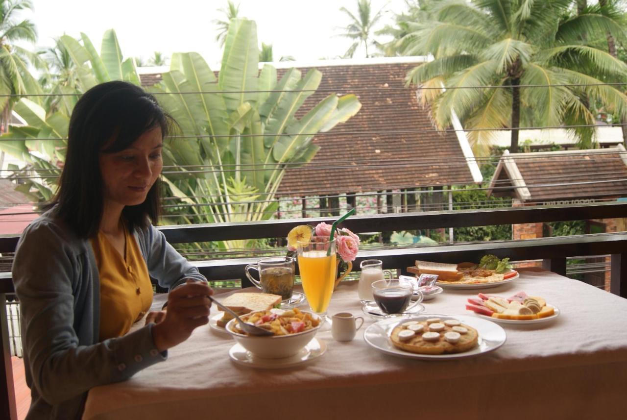 Singharat Boutique House Bed & Breakfast หลวงพระบาง ภายนอก รูปภาพ