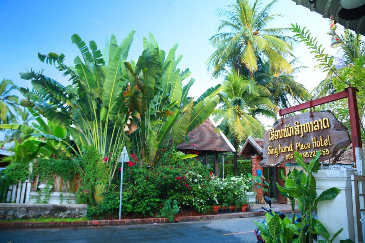 Singharat Boutique House Bed & Breakfast หลวงพระบาง ภายนอก รูปภาพ